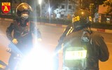 Tình huống giả định lính Cơ động đặc nhiệm truy bắt, khống chế đối tượng có vũ khí trong đêm